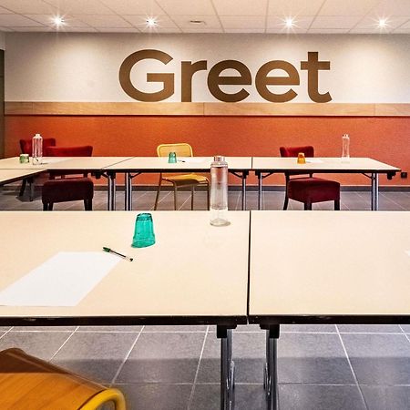 Greet Hotel Massieux Lyon Nord Zewnętrze zdjęcie