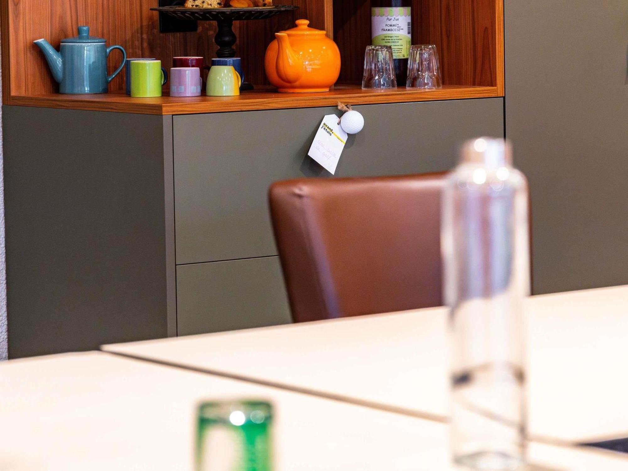 Greet Hotel Massieux Lyon Nord Zewnętrze zdjęcie