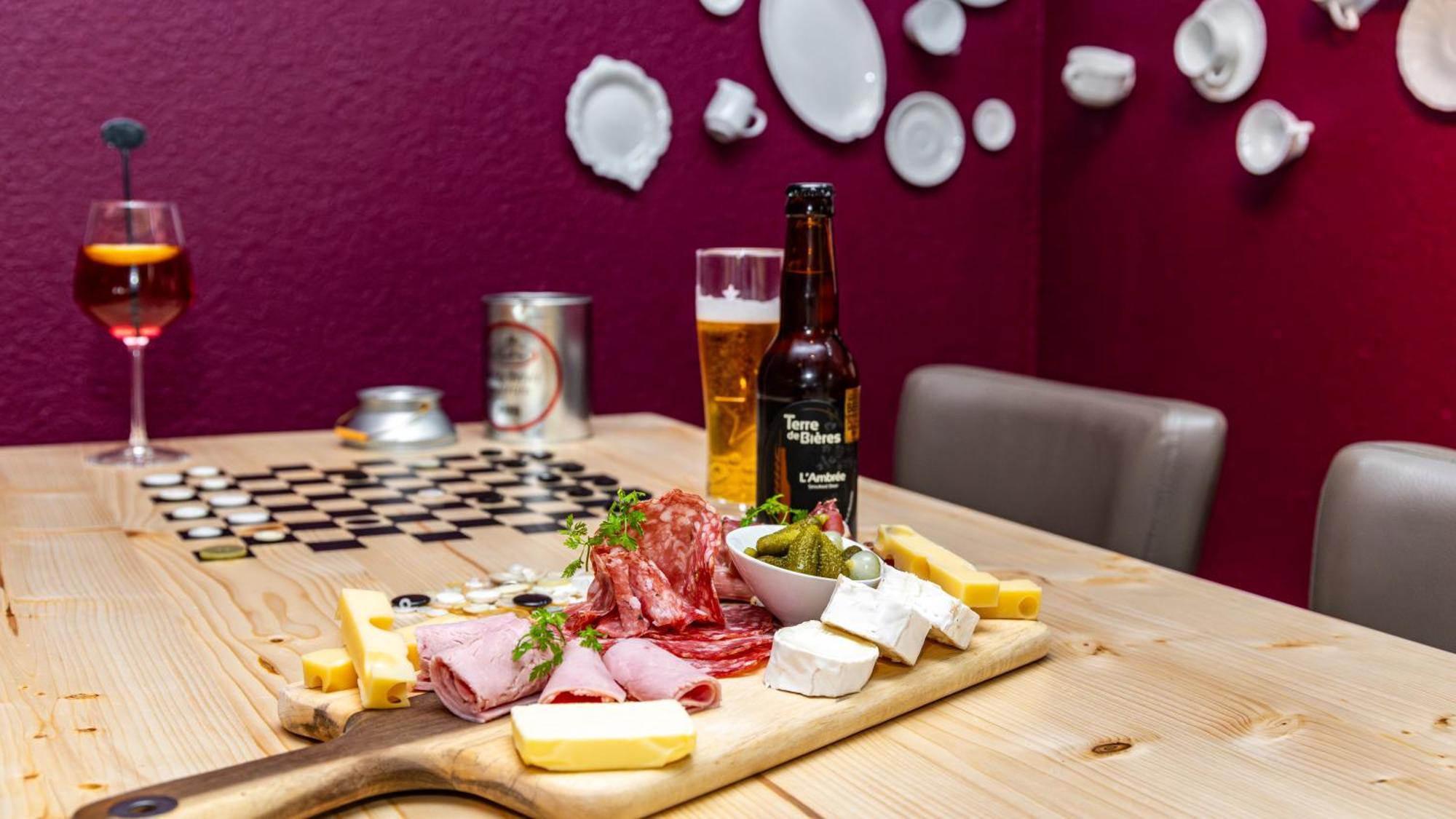 Greet Hotel Massieux Lyon Nord Zewnętrze zdjęcie