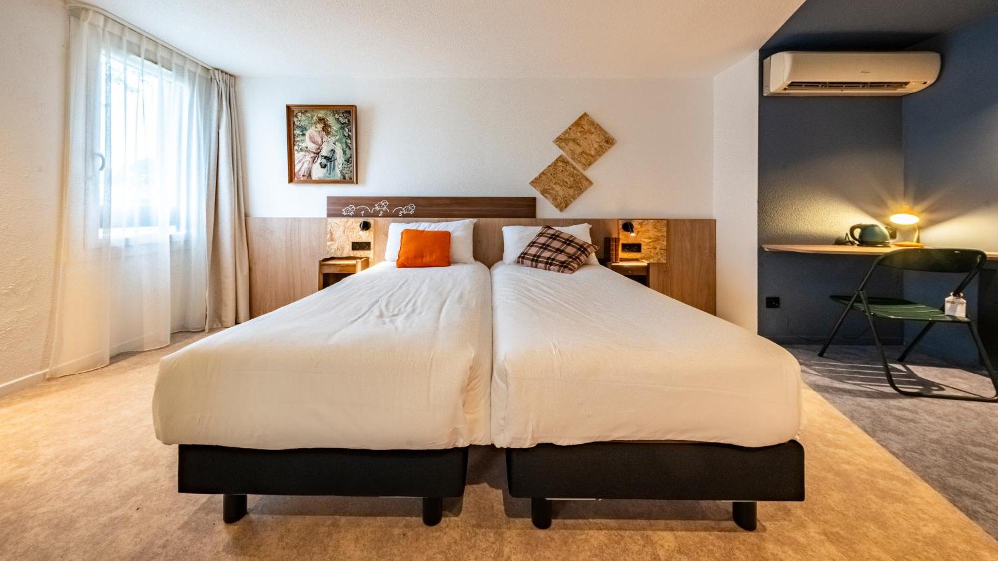 Greet Hotel Massieux Lyon Nord Zewnętrze zdjęcie
