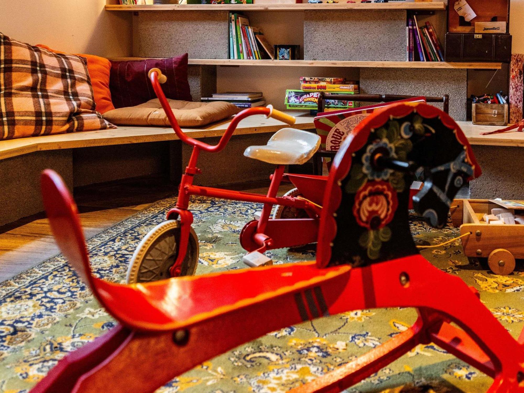 Greet Hotel Massieux Lyon Nord Zewnętrze zdjęcie